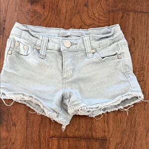 Tractr Women's Light Wash Jean Shorts